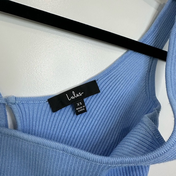 Lulu’s Blue Open Back Cropped Tank - Picture 3 of 4